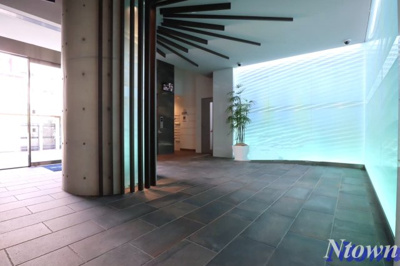 【ロビー】 | プレミアムコート新栄 | 建物の内部です