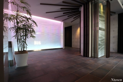 【ロビー】 | プレミアムコート新栄 | 清潔なロビーです