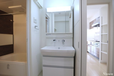 【独立洗面台】 | プレミアムコート新栄 | 独立洗面台です