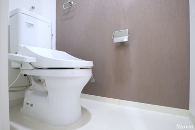 【トイレ】 | プレミアムコート新栄 | 清潔感のあるトイレです