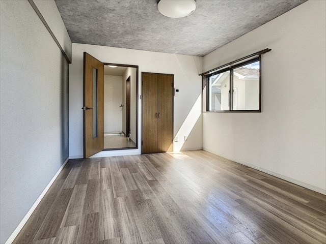 ワンダースメゾン青江の居間・リビング