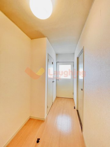 光風ハイツの玄関|明るい玄関です※別号室の写真です