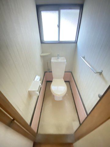 ヴィラプチット1のトイレ|シンプルで使いやすいトイレです