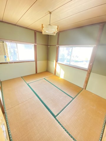 ヴィラプチット1の和室|畳の上でゆっくりとくつろげる和室です