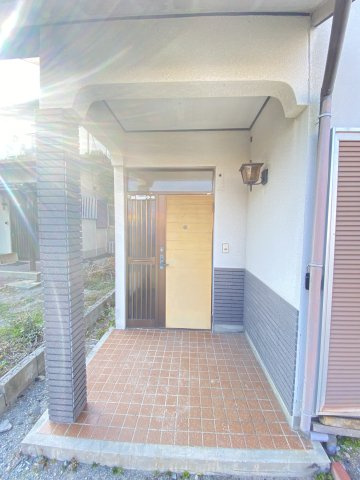 ヴィラプチット1の玄関|落ち着いた玄関です