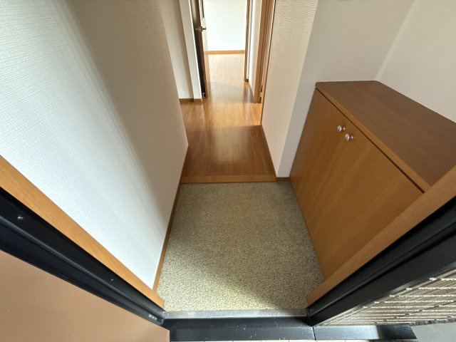 コンフォーレ今宿の玄関