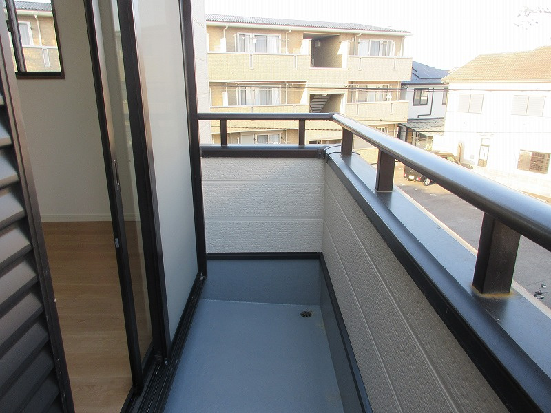 【バルコニー】