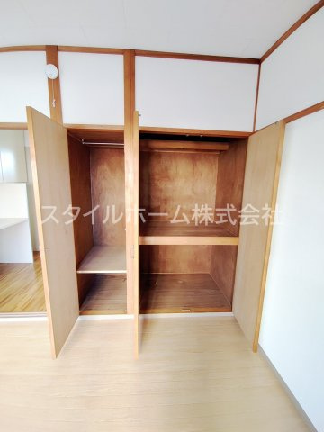 カブリオレの収納|たっぷりとした収納スペースです