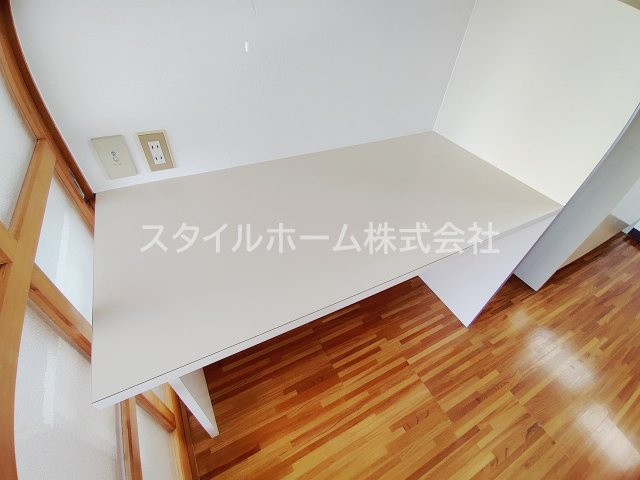 カブリオレの内装|明るい色調の室内です