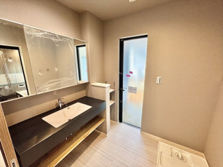  | ザ・ガレージ美しが丘4丁目