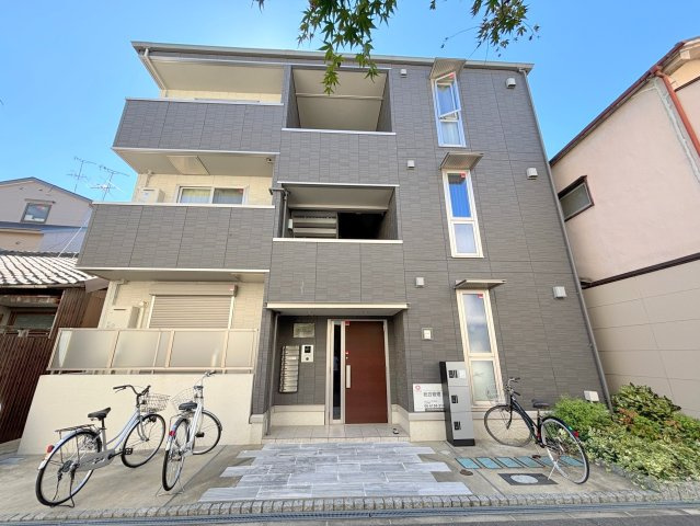 ビルボード淡路駅前の外観