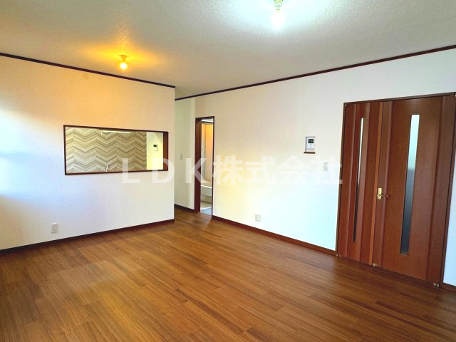 【居間・リビング】 | 中古戸建/川越市大字古谷本郷