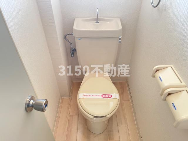 ハイツ園城の内装|南洋室