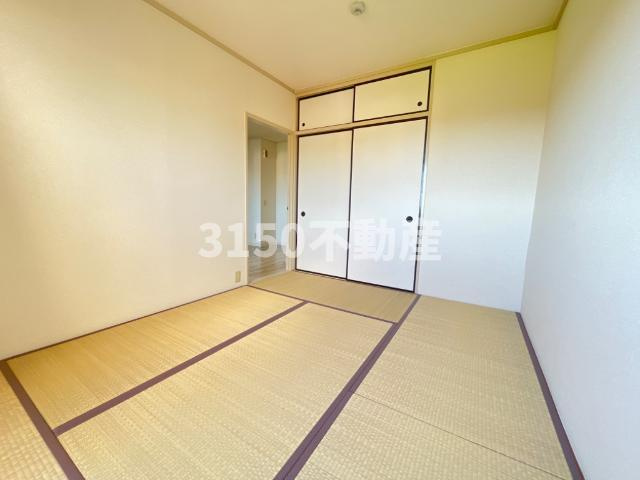 ハイツ園城の内装|南和室