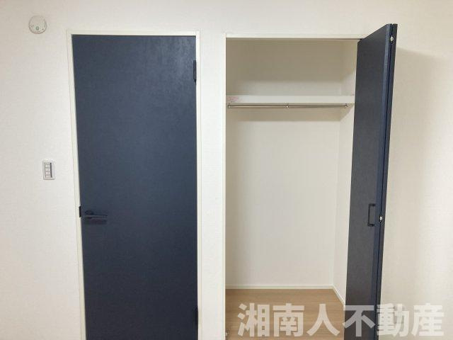 藤沢・石川5丁目　全３棟　A号棟の収納|十分な収納スペースがあります