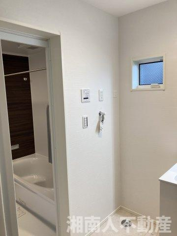 藤沢・石川5丁目　全３棟　A号棟のランドリースペース