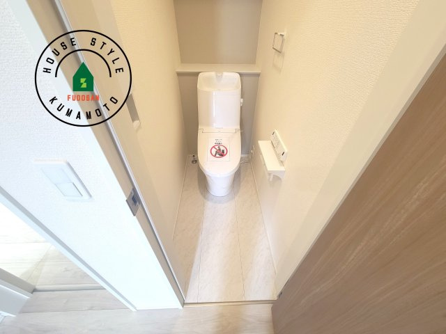 熊本市東区尾ノ上3丁目第1-3棟（2号棟）のトイレ|温水洗浄便座を完備しております。2ヶ所にトイレがあるのは朝の慌ただしい時間も安心です。