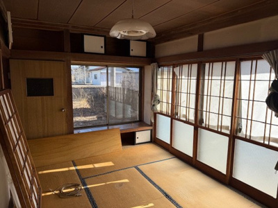 【居間・リビング】 | 佐久市鳴瀬中古住宅