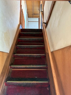 【その他】 | 佐久市鳴瀬中古住宅 | 階段