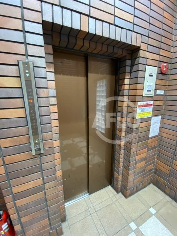 メゾンエルミタージュのその他共用部分|メゾンエルミタージュ　エレベーター