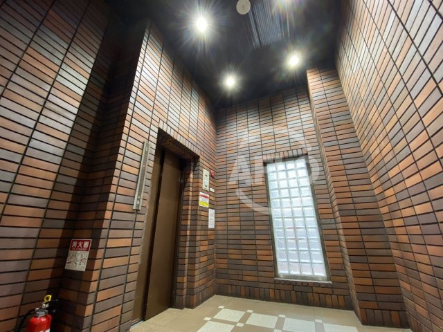 メゾンエルミタージュのロビー|メゾンエルミタージュ　ロビー