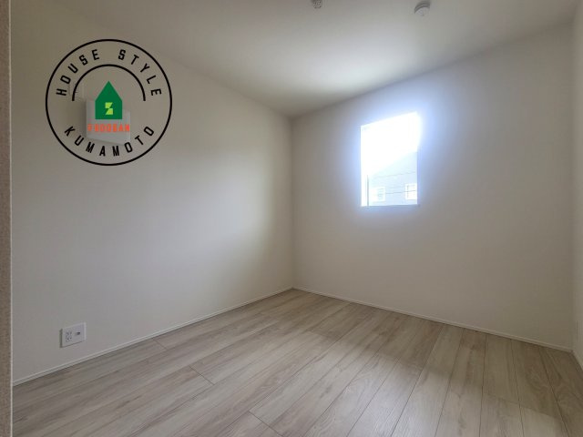 熊本市北区麻生田5丁目第1-2棟（2号棟）の洋室|採光良好な洋室は全居室、複層ガラスの遮熱効果と断熱効果で、一年中快適に過ごせます。