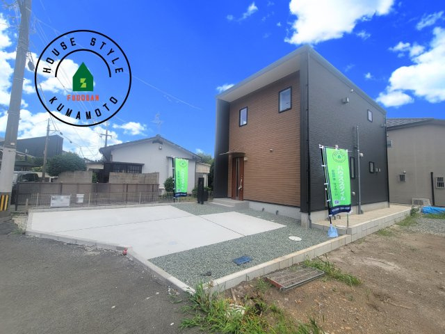 熊本市北区麻生田5丁目第1-2棟（2号棟）の前面道路含む現地写真|見学の時間などお気軽にお問い合わせ下さい。