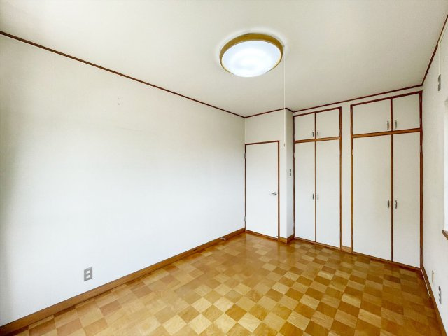 住吉山手9丁目　中古戸建の洋室