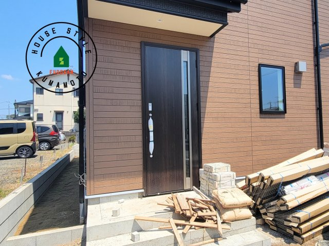 熊本市東区秋津1丁目第1-3棟（1号棟）の玄関|おでかけの時も帰った時も、「我が家」を最初に感じでもらえる素敵な空間に。