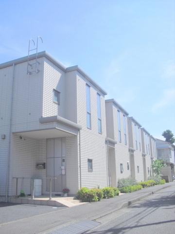 クオリス川崎小倉のエントランス|耐震耐火旭化成へーベルメゾン