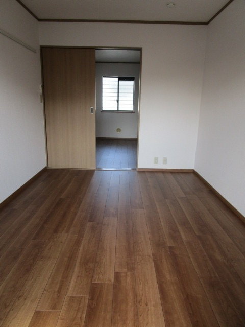 ＬＯＴＵＳ　ＶＩＥＷ大岡Ｂ棟の洋室