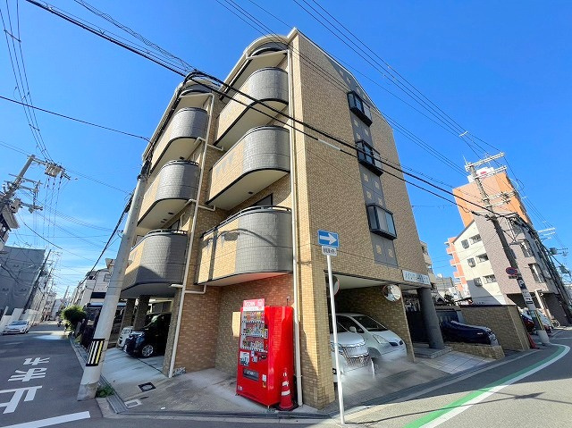 メゾンリュート2番館の外観