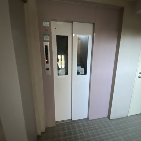 ベイシティのエントランス