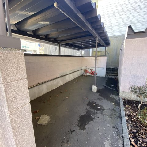 ベイシティの駐車場