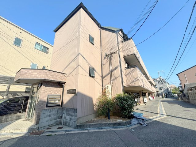 ハイツクレールの外観