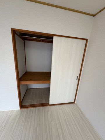 サン・ヒルズ B棟の収納
