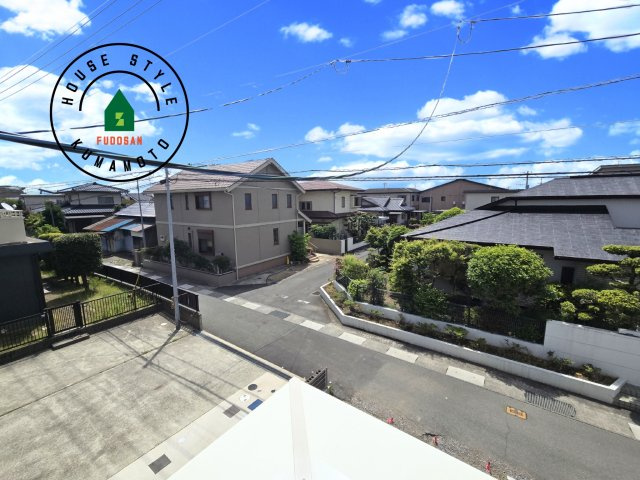 熊本市南区御幸笛田1丁目第2-3棟（2号棟）の展望|窓から緑が見える物件も魅力的です。