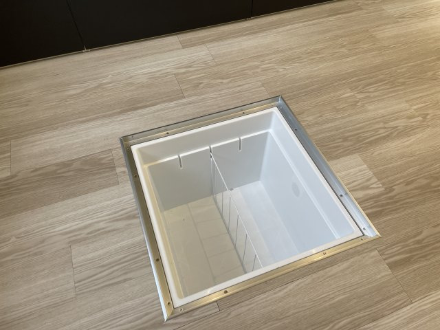 【中古戸建】向日市森本町石田「向日町駅」4LDKの収納|床下収納庫