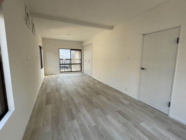 【中古戸建】向日市森本町石田「向日町駅」4LDKの洋室|2階　洋室12帖