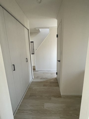 【中古戸建】向日市森本町石田「向日町駅」4LDKのその他|2階　廊下