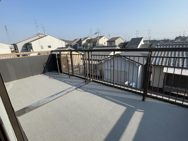 【中古戸建】向日市森本町石田「向日町駅」4LDKのバルコニー|3階　ルーフバルコニー