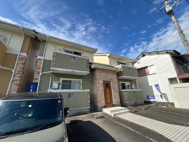 リブレア宮の陣Ｂ棟の外観
