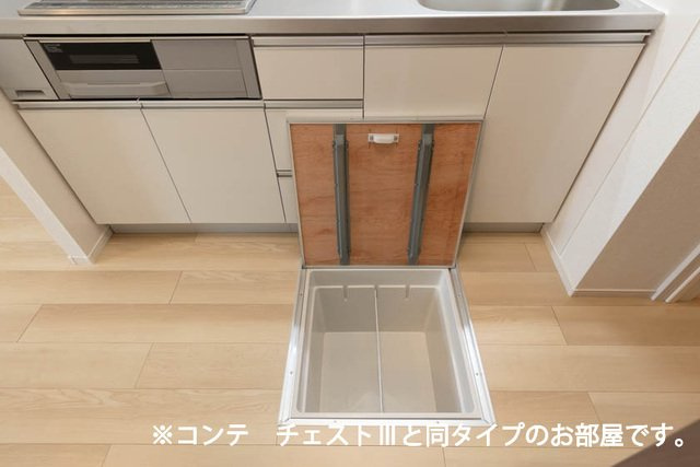 西原８丁目アパートの収納|大きなものも収納できそうです