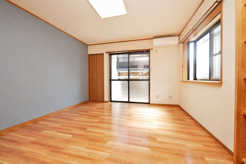 ビビエンタカワハラの洋室|ビビエンタカワハラ103号室