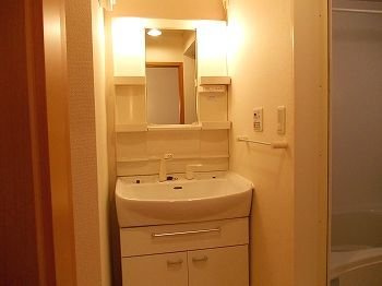 【洗面所】 | グラン　アウローラⅠ | 使いやすい洗面所です