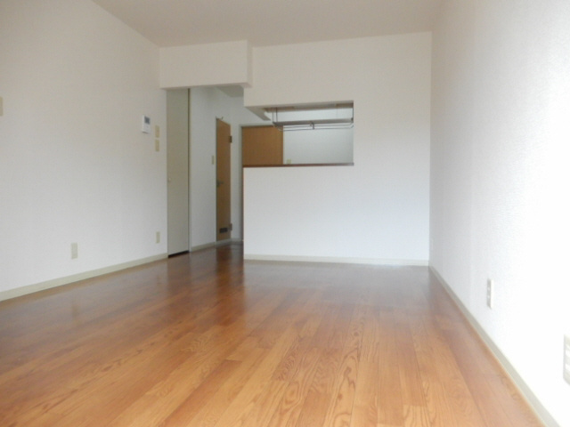 ＪＡメゾンしばまちＢの居間・リビング