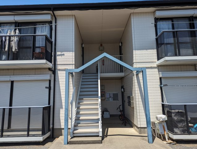 エクセル岸　Aのエントランス