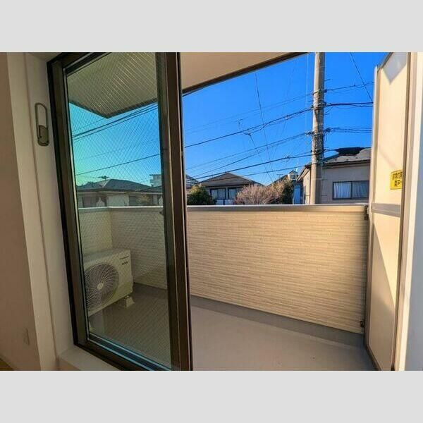 ストーンズ久米川のバルコニー