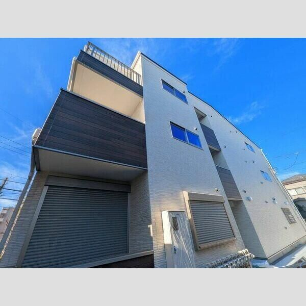 ストーンズ久米川の外観