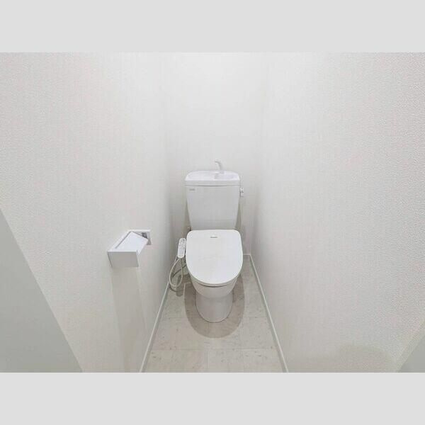 ストーンズ久米川のトイレ